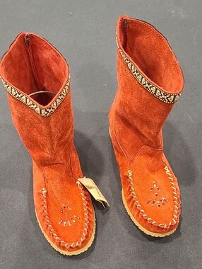 Martino NWT, Beaded, Mid Calf, Genuine Waterproof Suede Moccasins. Orange-red